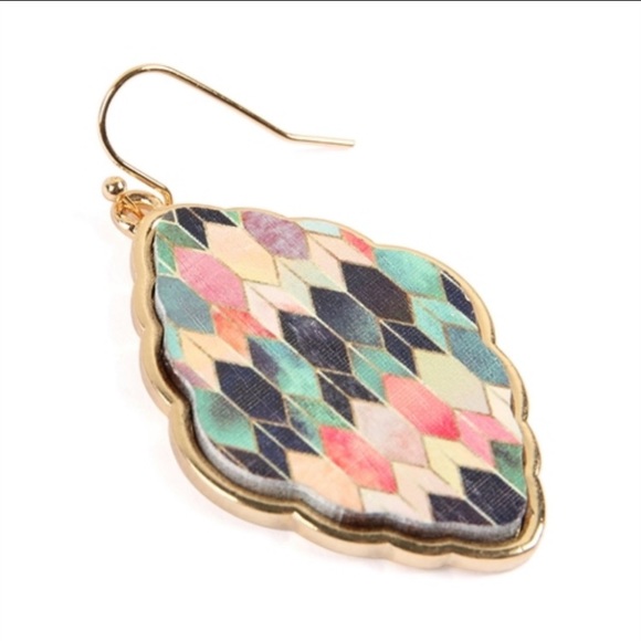 🆕🛍LAST PAIR! Wooden Baroque Earrings - Picture 2 of 4